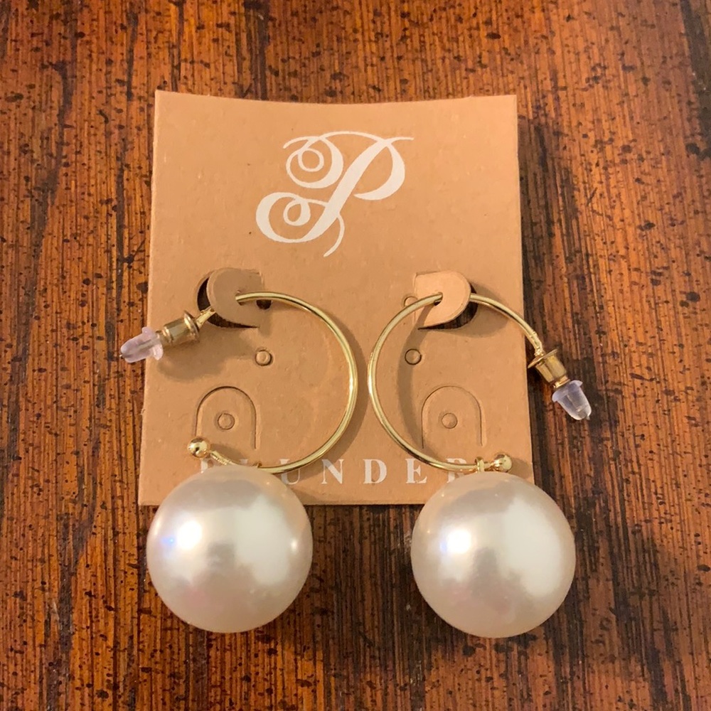 Plunder Pearl Earrings